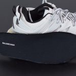 TRACK WHITE