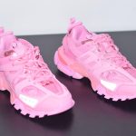 TRACK PINK