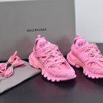 TRACK PINK