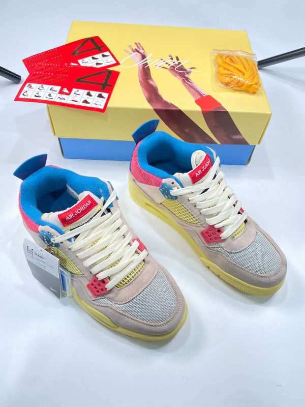 J4 RETRO - Image 4