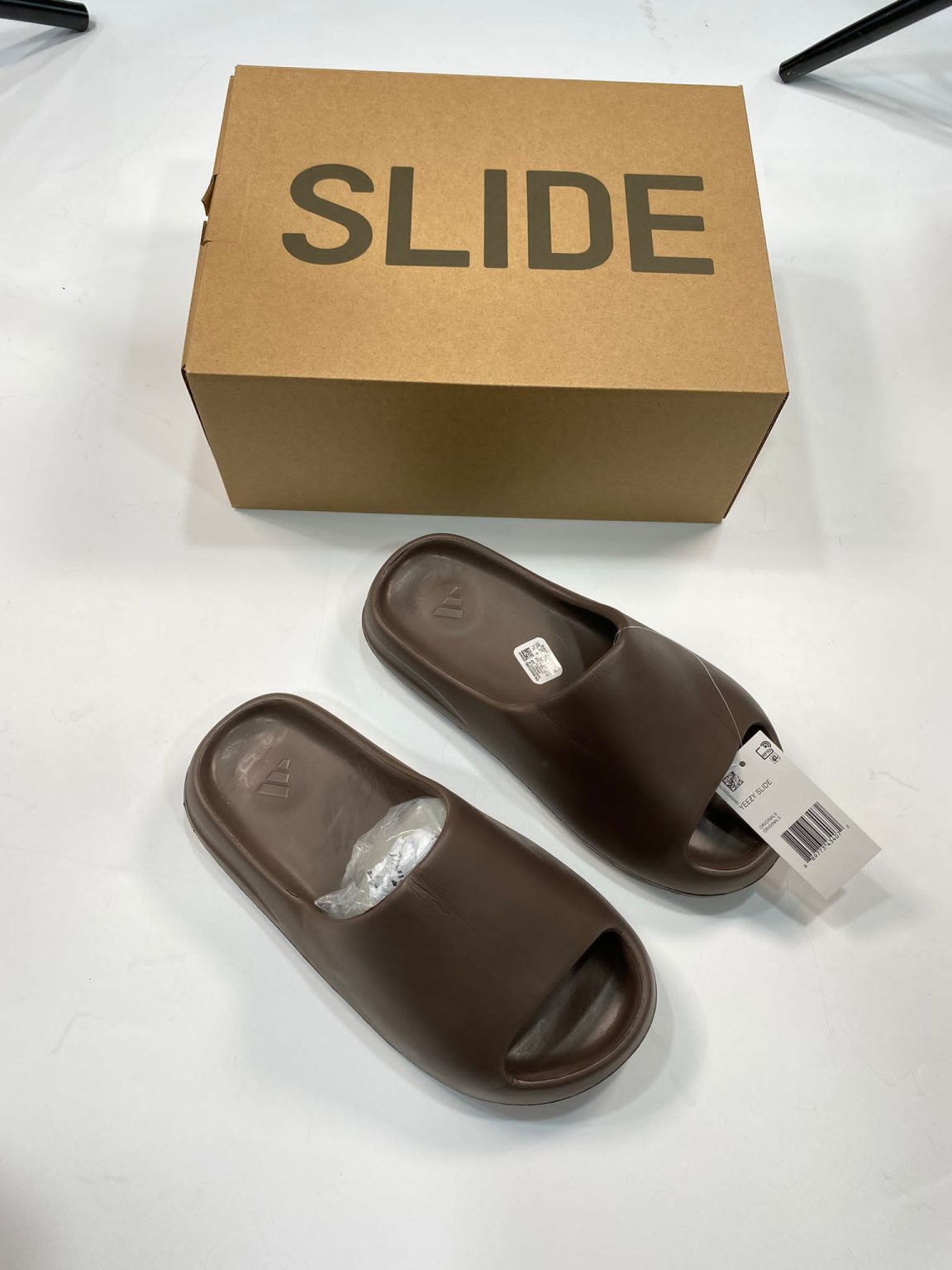 BROWN YZY SLIDE - SSONLINEltd