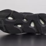 700 V3 BLACK