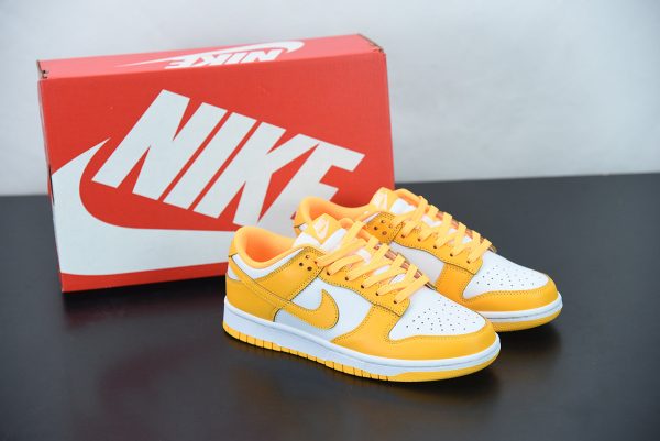 DUNK LOW YELLOW - Image 2