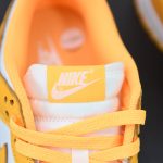 DUNK LOW YELLOW - Image 8