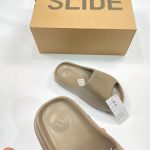 TAN YZY SLIDE