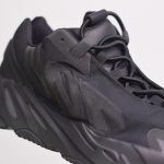 700 V3 BLACK