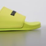 YELLOW LOGO SLIDER