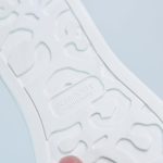 MQ CANVAS WHITE
