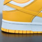 DUNK LOW YELLOW - Image 7
