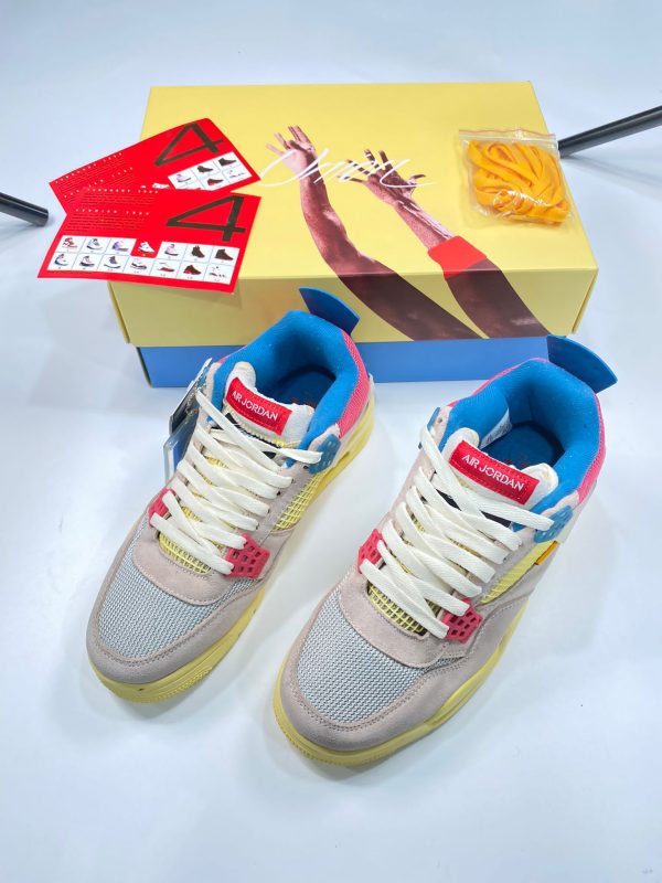 J4 RETRO - Image 8