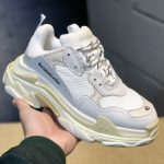 TRIPLE WHITE - Image 3