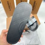 BURB BROWN SLIDE