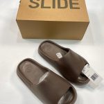 BROWN YZY SLIDE - Image 4