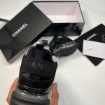 CHNL BLACK RUNNER