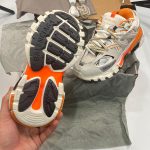 ORANGE TRACK - Image 6
