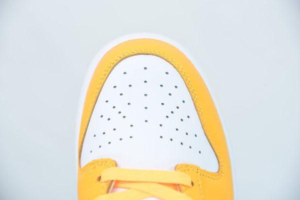 DUNK LOW YELLOW - Image 5