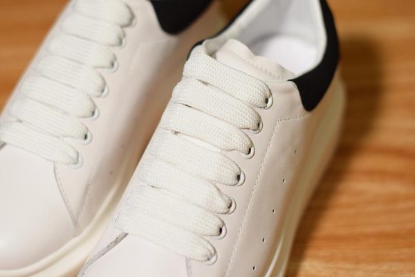 MQ' WHITE LEATHER - Image 3