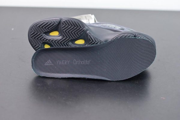 700 V3 BLACK - Image 5
