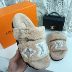 FLUFFY MONOGRAM SANDAL