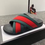 GUCCl SLIDE