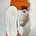 IV TRAINER WHITE - Image 2