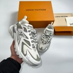 TATIC WHITE