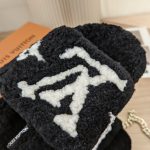 L-V FLUFFY BLCK SLIPPER - Image 5