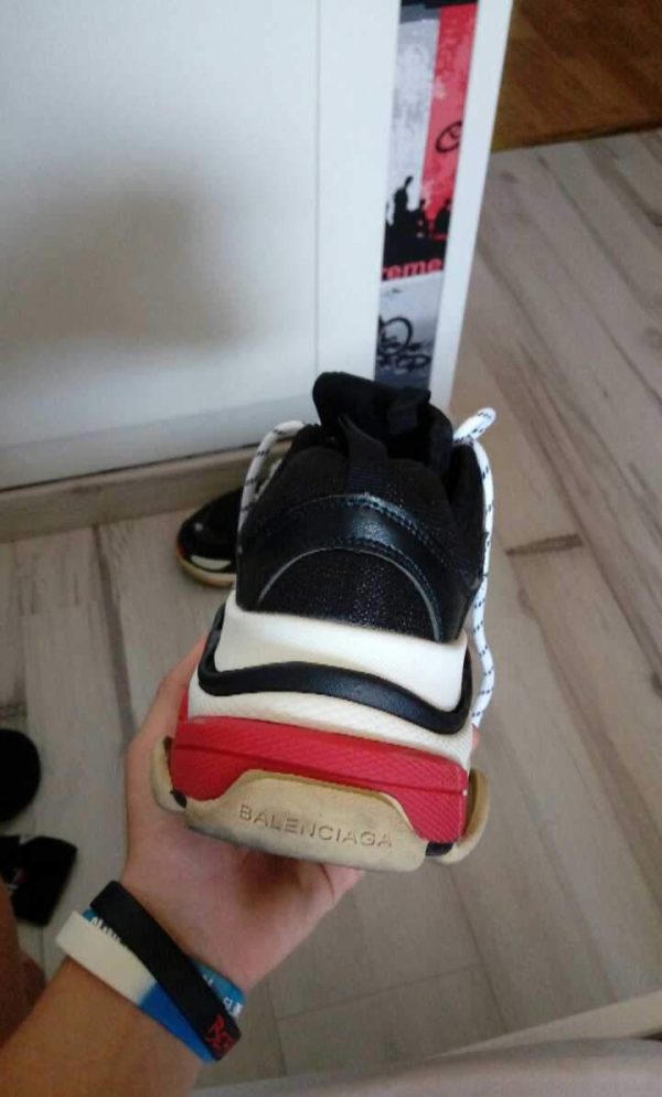 TRIPLE BLACK UPER - Image 5