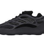 700 V3 BLACK