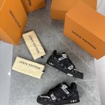 lV TRAINER BLACK - Image 4