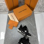 LV SNEAK - Image 2