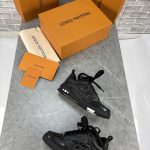 LV SNEAK - Image 2