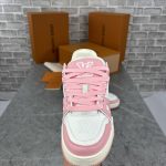 lV PINK - Image 2