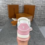 lV PINK - Image 3