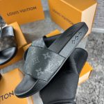 BLACK LV SLIDER