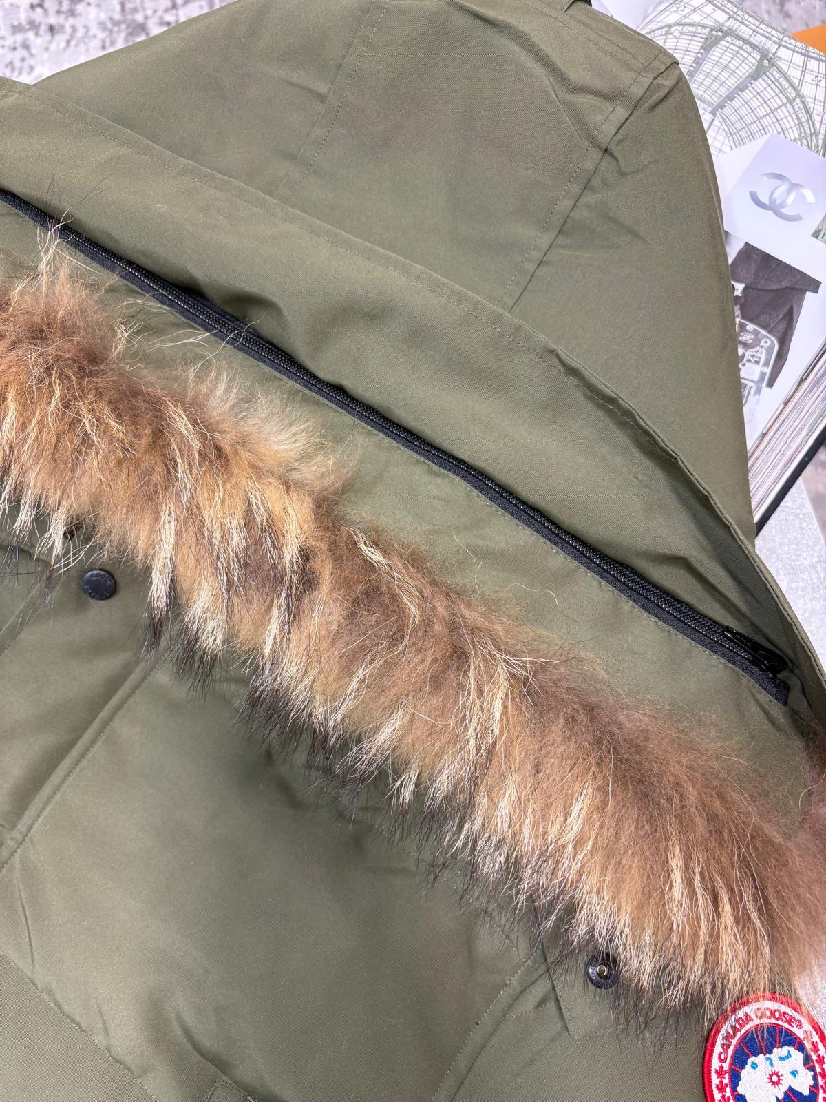 Goose Wyndham Jacket - Detachable Fur - Image 2