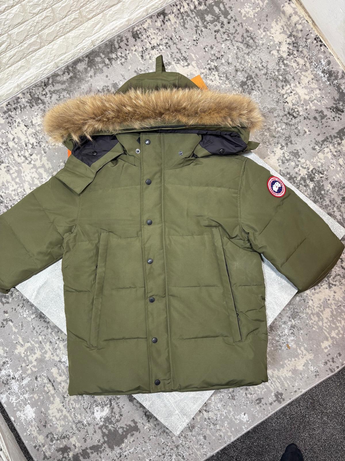Goose Wyndham Jacket - Detachable Fur - Image 6