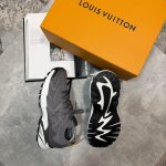 LV Sneaks Grey
