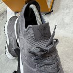 LV Sneaks Grey