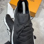 LV Sneaks Grey