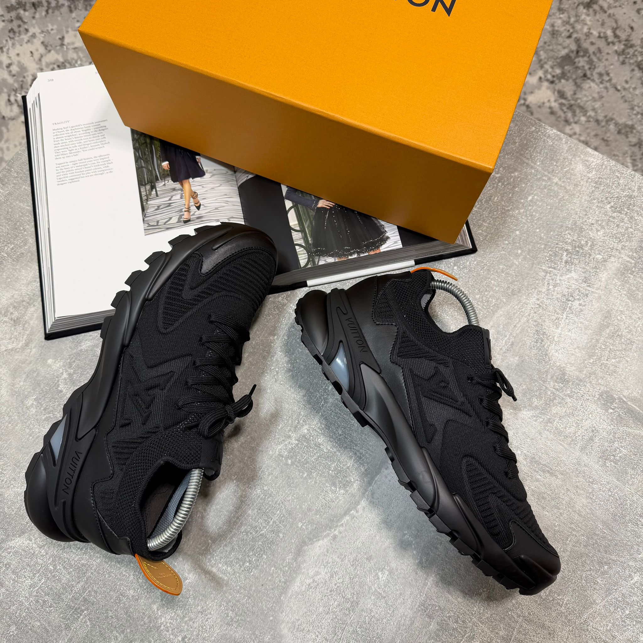LV Sneaks All Black