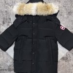 Goose Wyndham Jacket Black
Detachable Hood and Fur
