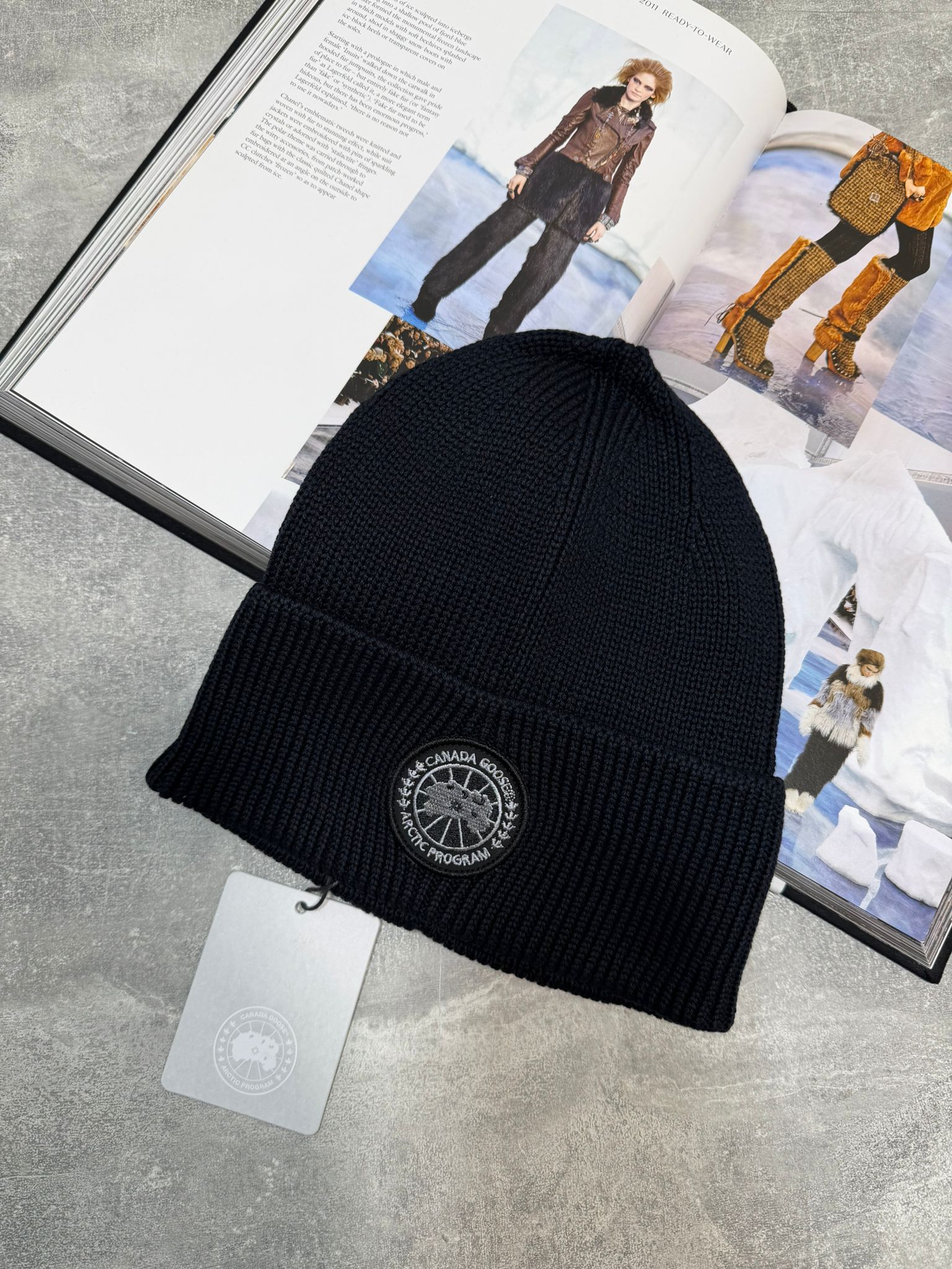 Goose beanie Dark Blue