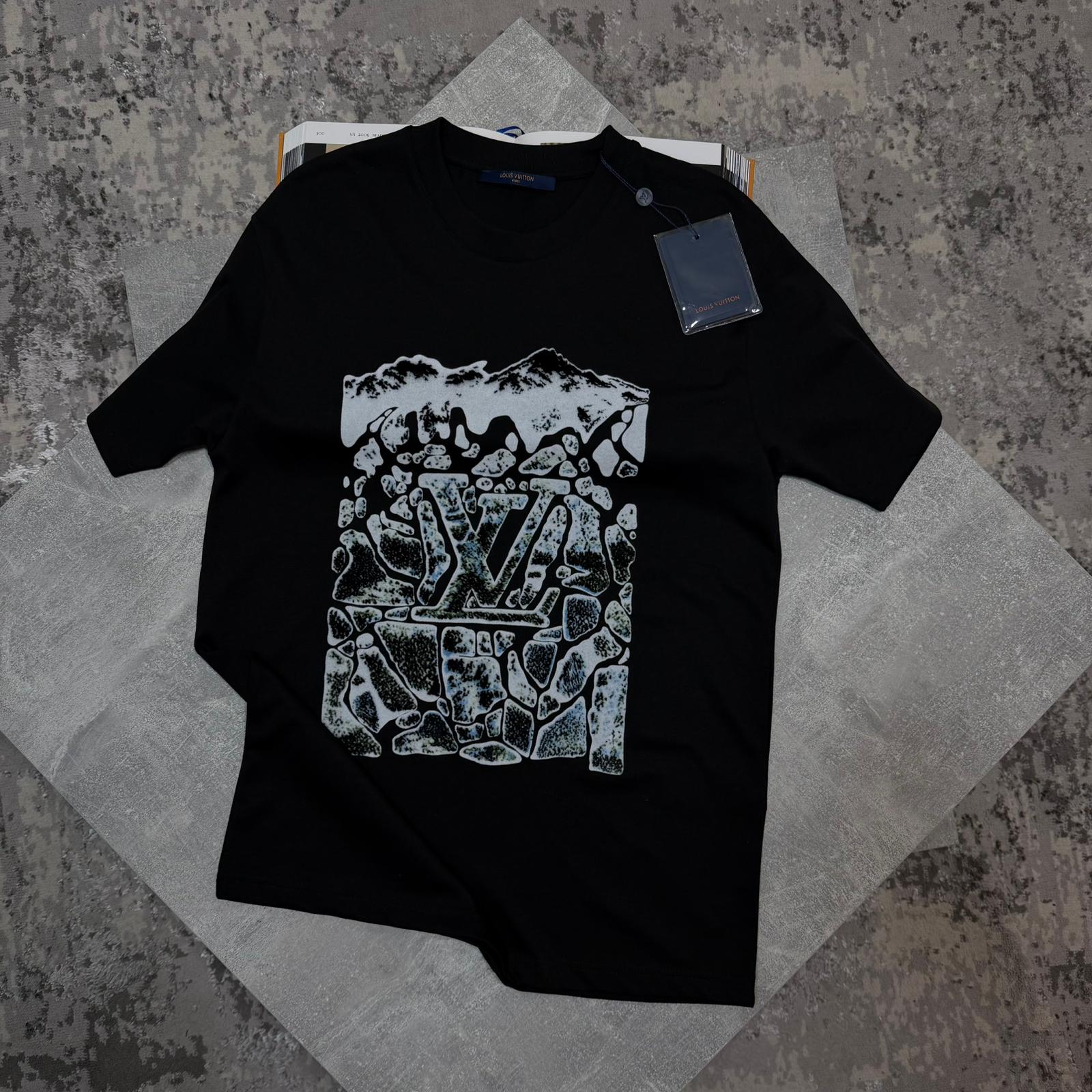 LV Tshirt Black