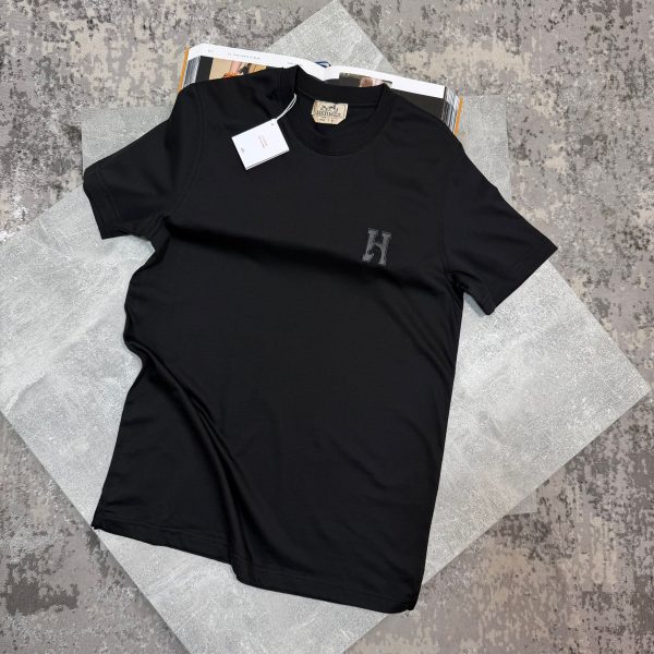 Herm Tshirt Black