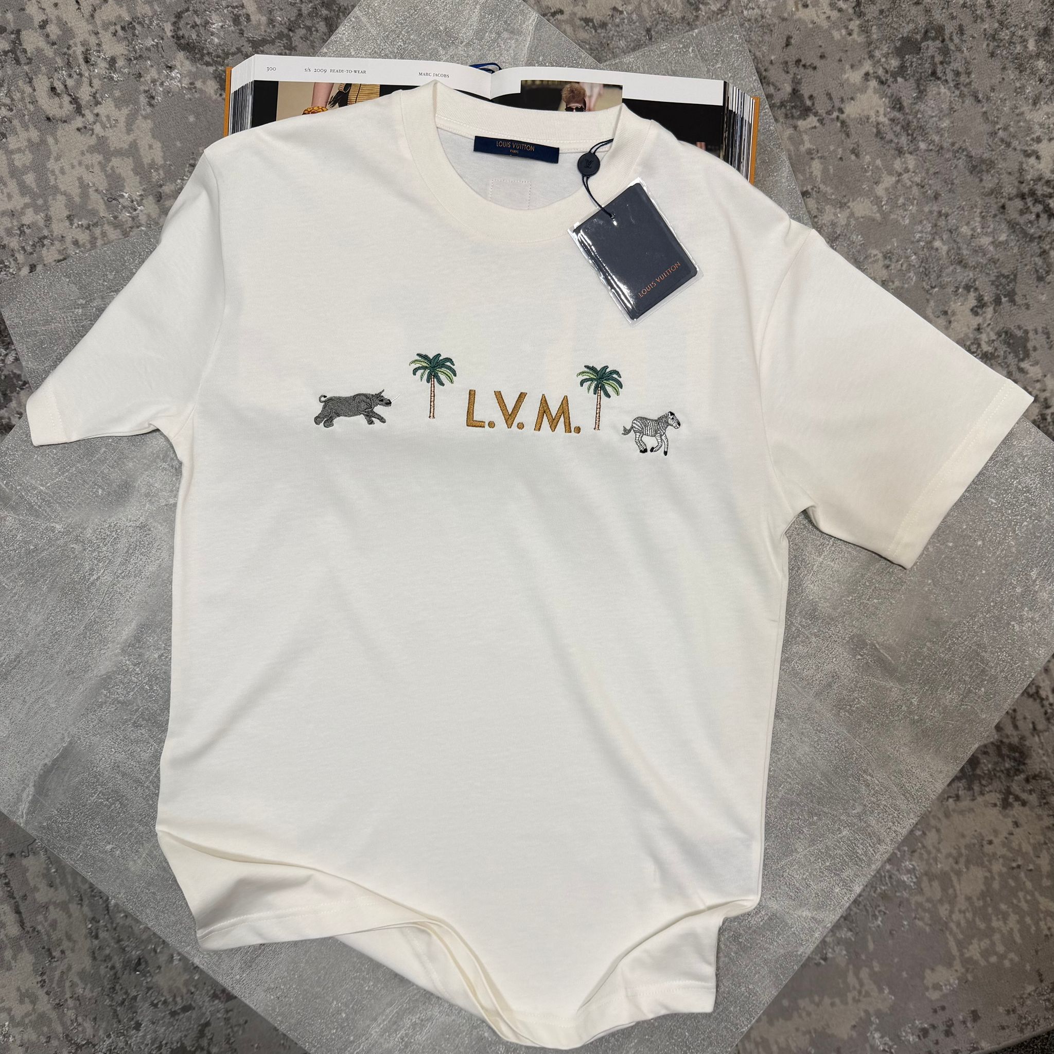 LV Tshirt White