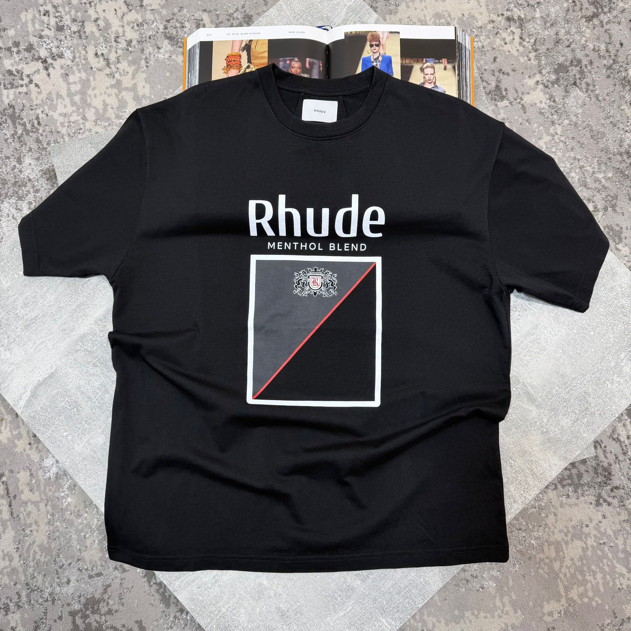 Hude Tshirt Black
