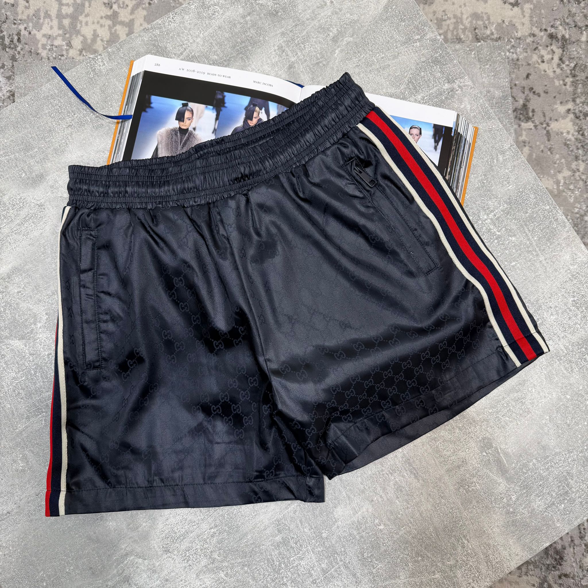 Ucci Shorts Navy