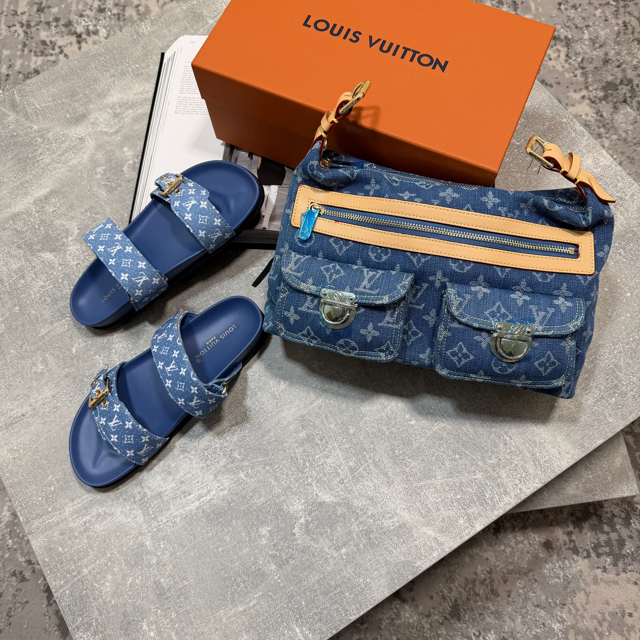 LV Slides Women - Image 4