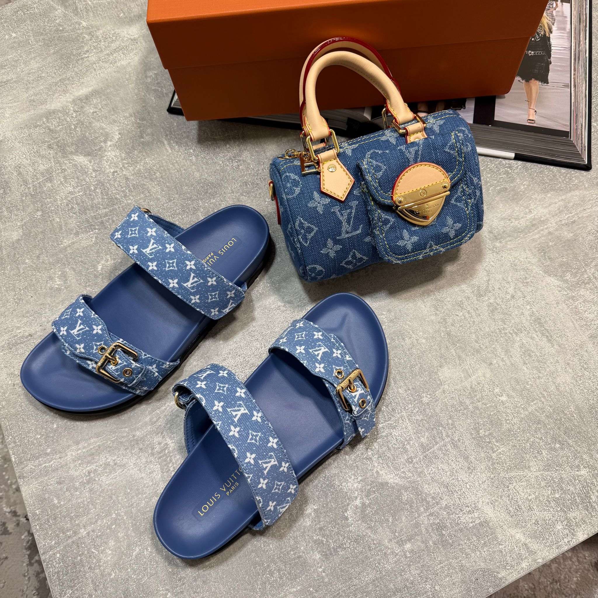 LV Slides Women - Image 3